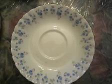 Royal Albert MEMORY LANE fine bone china set for 4