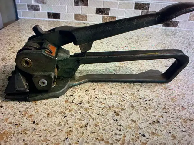 Signode Tensioner Strapping machine - Photo 2