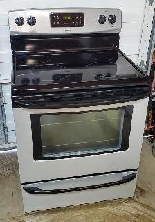 Kenmore smooth top Stove - self-cleaning, working