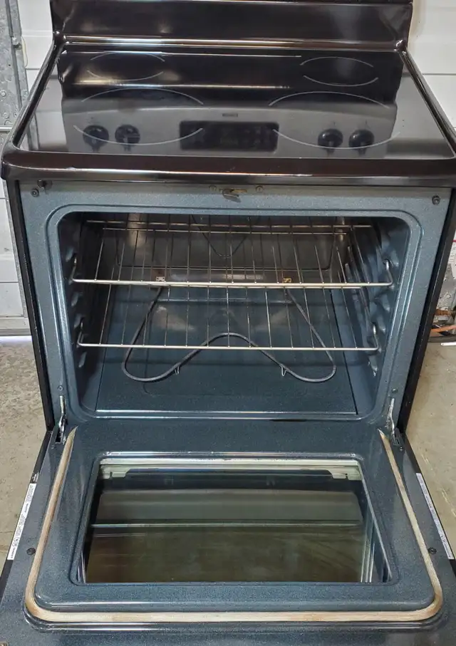 Kenmore smooth top Stove - self-cleaning, working - Photo 6
