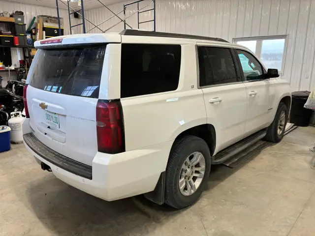 2015 Chev Tahoe LT - Photo 3