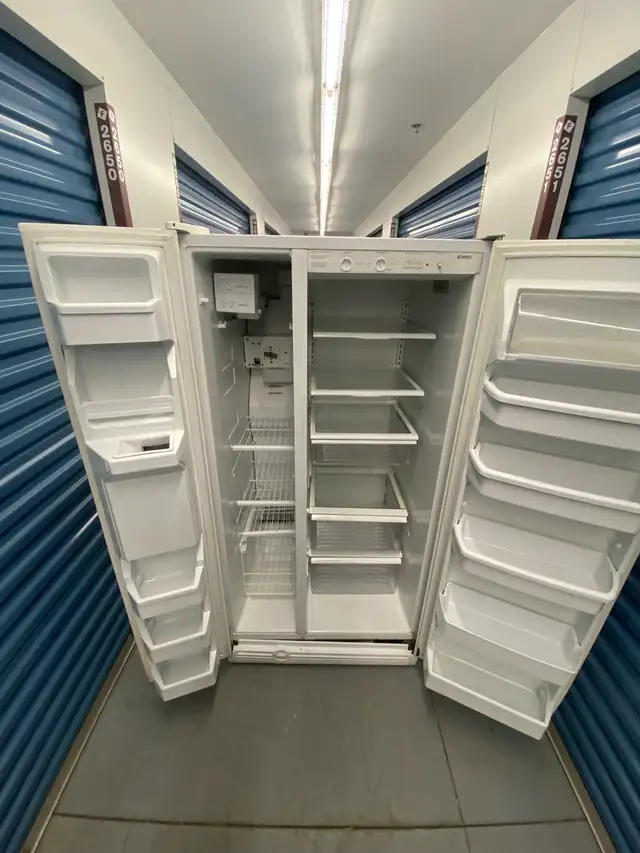 WHITE REFRIGERATOR SIDE BY SIDE - Photo 5