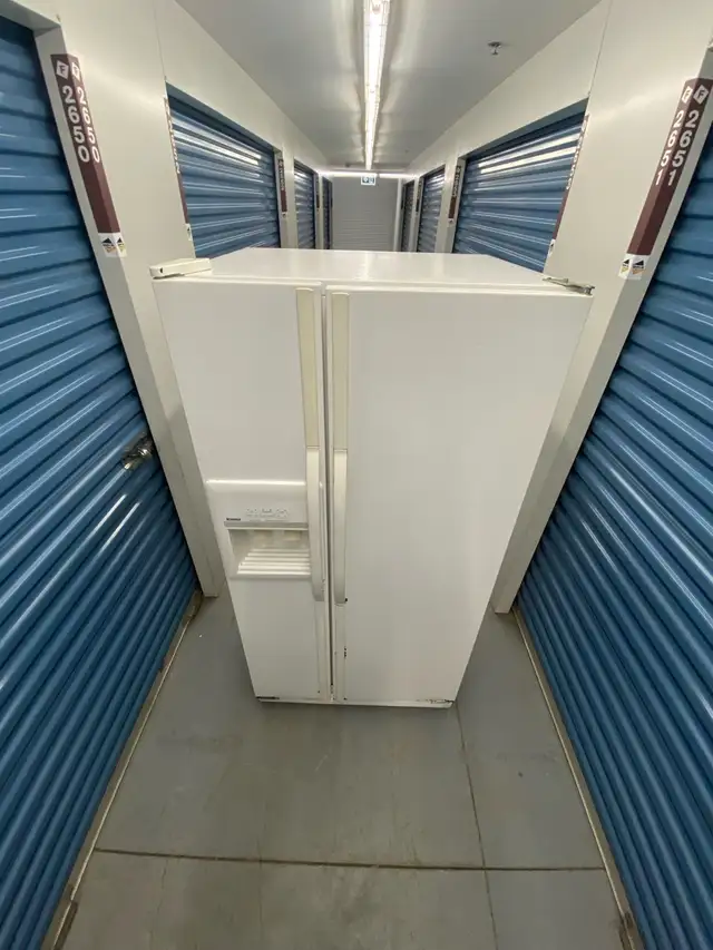 WHITE REFRIGERATOR SIDE BY SIDE - Photo 6