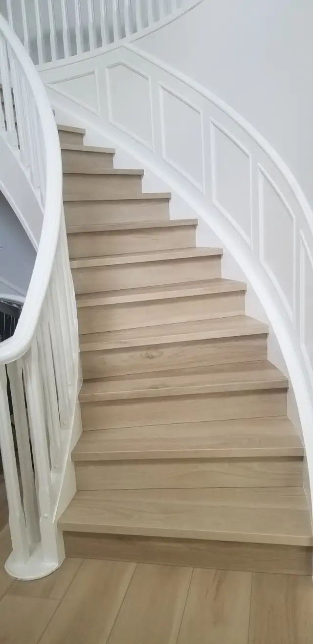 ✅CUSTOM VINYL NOSING | VINYL STAIR TREADS | CALGARY ✅ - Photo 9