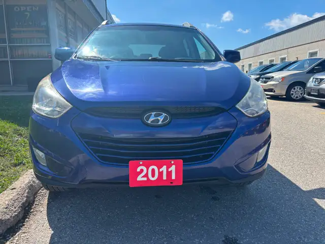 2011 HYUNDAI TUCSON GLS - Photo 2