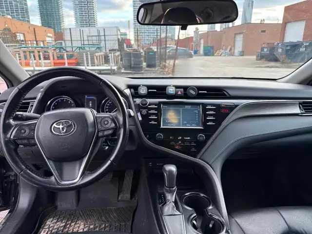2019 TOYOTA CAMRY SE AUTOMATIC 4 CYLINDERS 2.5L LEATHER 2 KEYS - Photo 4