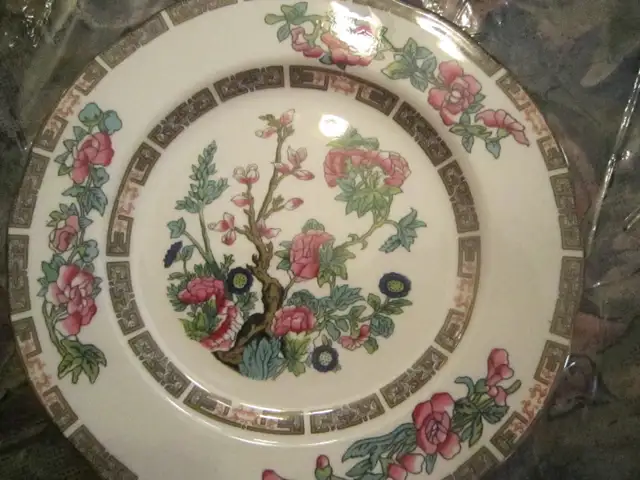 Duchess fine bone china set for 4 - Photo 2