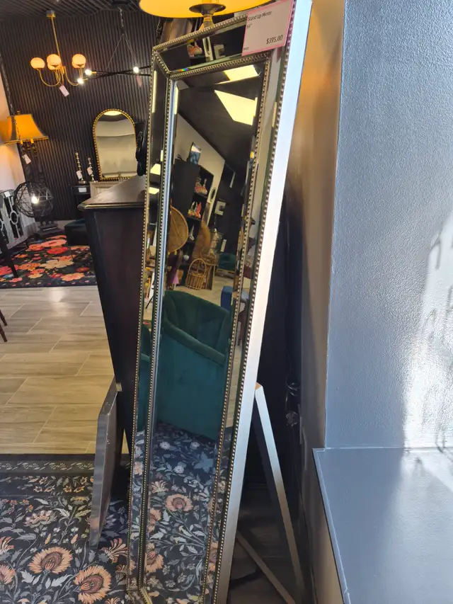 STAND UP MIRROR - Photo 2