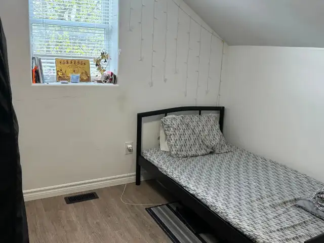 Private Clean Rooms All-Girls House Available Immediately$650 - Photo 7