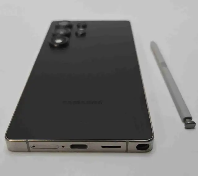 Samsung Galaxy S25 Ultra – 256GB