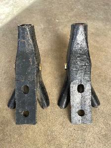 2 New Bourgault splitter seed boots