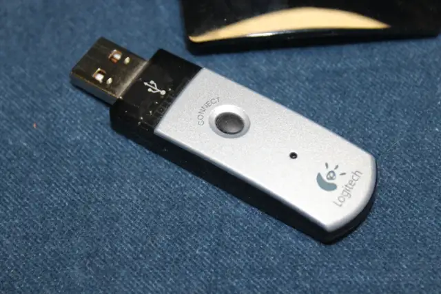 Logitech C-UQ27 USB dongle adapter and Genuine H-UB3 USB Dock - Photo 2
