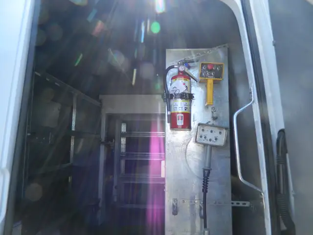 2018 Mercedes-Benz Sprinter Van cargo van with bucket lift model - Photo 15