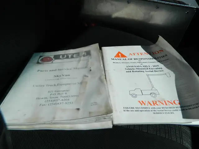 2018 Mercedes-Benz Sprinter Van cargo van with bucket lift model - Photo 19