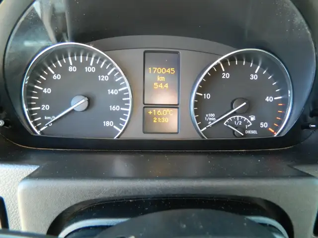 2018 Mercedes-Benz Sprinter Van cargo van with bucket lift model - Photo 21