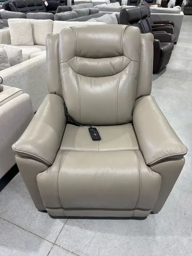 Leather power recliner with heat and massage - Photo 2