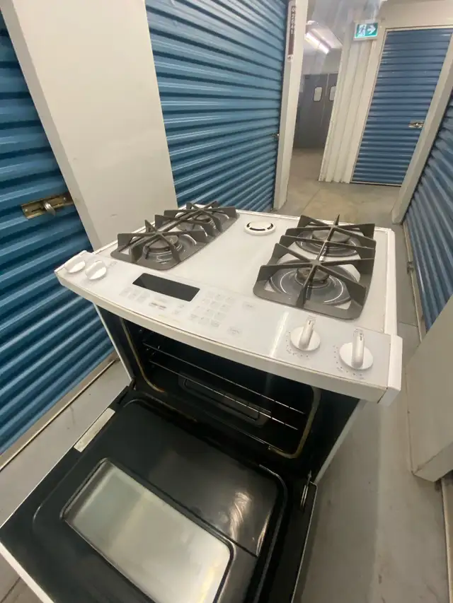 KITCHEN AID GAS RANGE - Photo 6