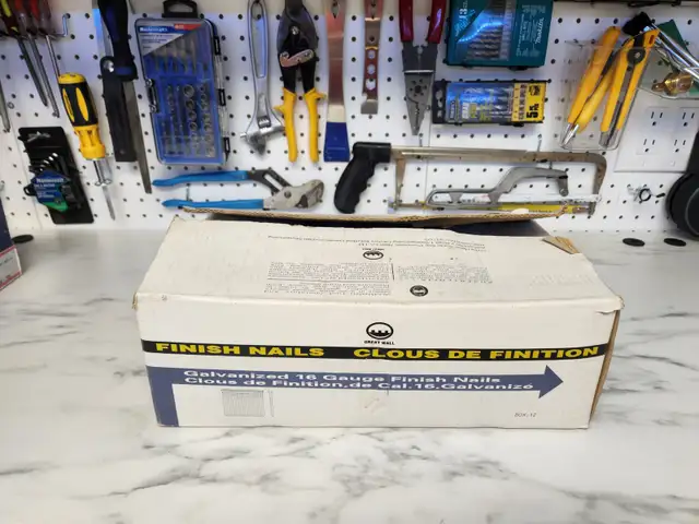 16 Gauge Finish Nails 1 ¾" inch Straight Galvanized NEW 2500pcs - Photo 3