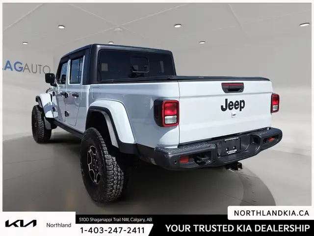 2020 Jeep Gladiator Sport S - Photo 2