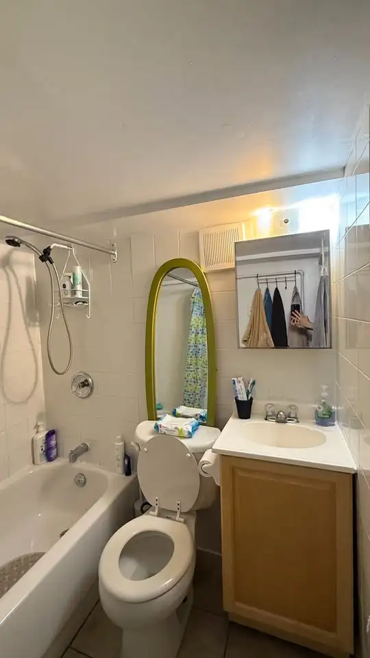 2 Beds 1 Bath Apartment - Photo 11