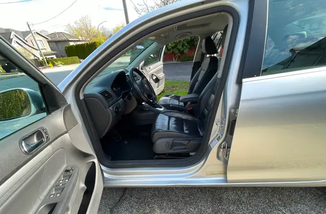 Silver 2009 VW Jetta TDI - Photo 6