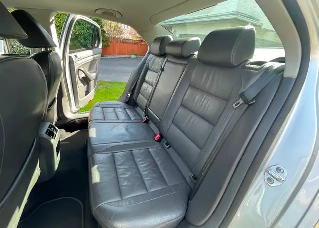 Silver 2009 VW Jetta TDI - Photo 7