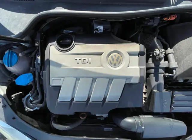 Silver 2009 VW Jetta TDI - Photo 8