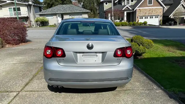 Silver 2009 VW Jetta TDI - Photo 10