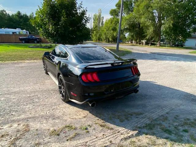 2018 MUSTANG - ONLY 77,900 km - 2.3 6spd man. -$19,899 cert. - Photo 7