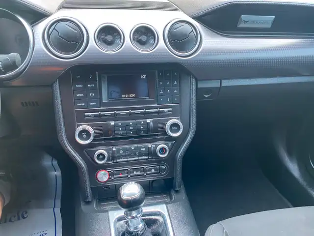2018 MUSTANG - ONLY 77,900 km - 2.3 6spd man. -$19,899 cert. - Photo 12