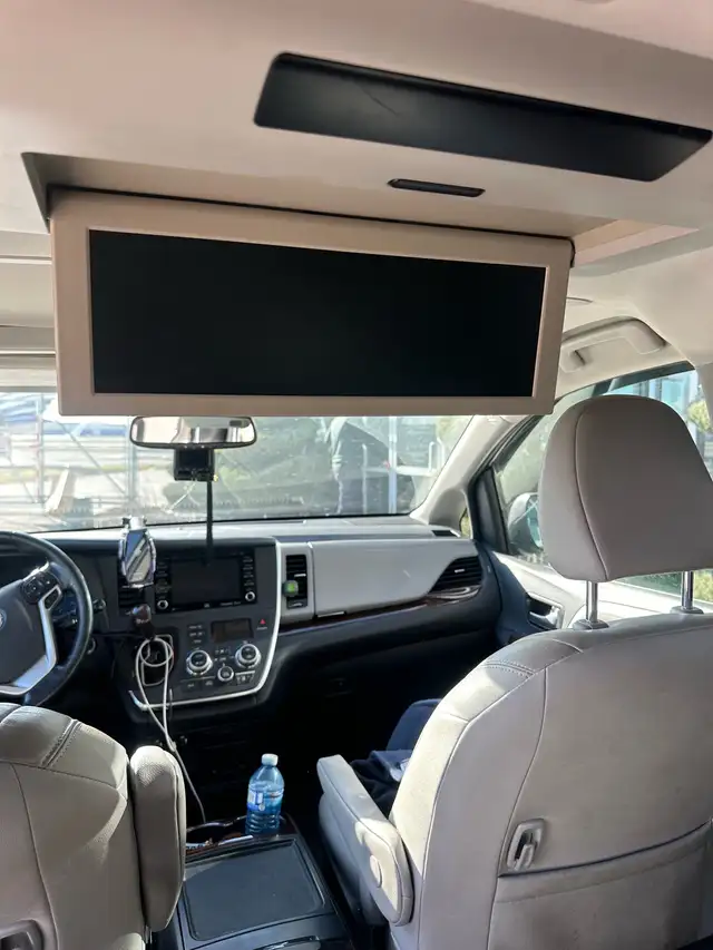 Toyota Sienna 2018 - Photo 5