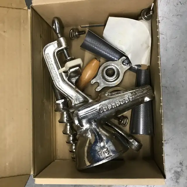 JUICER FOR FRUIT AND WHEAT GRASS, NEW,  $25.00 - Photo 2