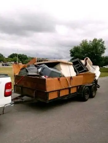 junk removal / garbage pickup Calgary & area 587-664-1367