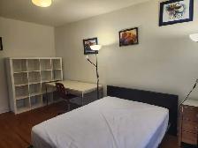 Downtown Toronto Private Rooms | Furnished | All Utilities Inclu - Photo 4