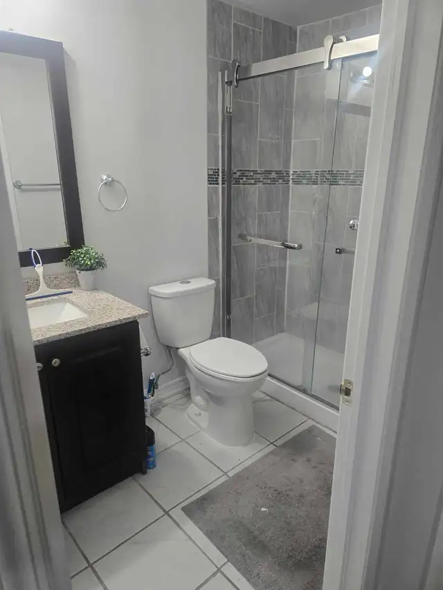 Brampton Basement Room for Rent – Female Only – Great Location! - Photo 2