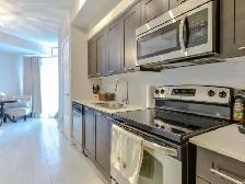 Beautiful 1 BDRM w/Balcony, Parking, & Storage - DowntownToronto - Photo 5