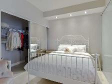 Beautiful 1 BDRM w/Balcony, Parking, & Storage - DowntownToronto - Photo 6