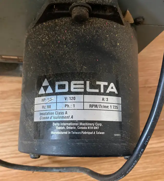 Bandsaw - Delta 9 inch - Photo 3