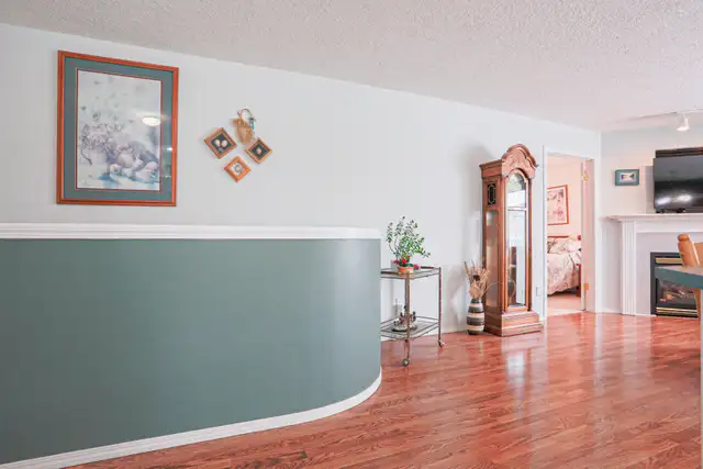 Open House  45  Adult Bungalow with Double Garage - Photo 5