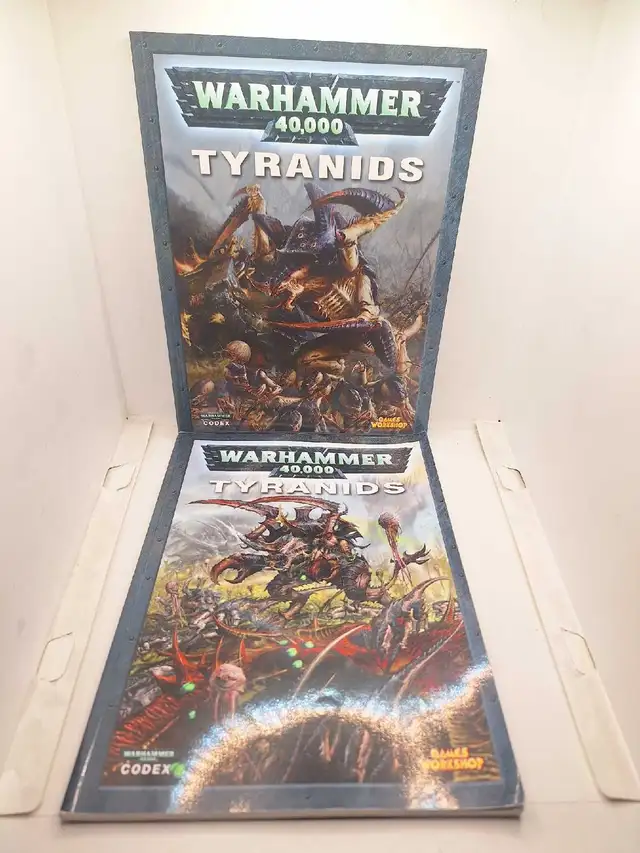 Warhammer 40k 2 old tyranid Codex's 10$ each