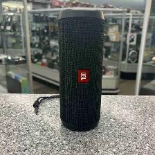 JBL Flip 4 Bluetooth Speaker