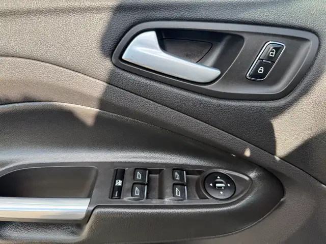 2013 Ford Escape SE - Photo 11