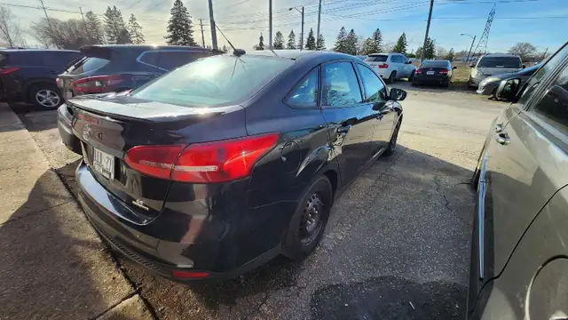 2016 Ford Focus SE - Photo 5