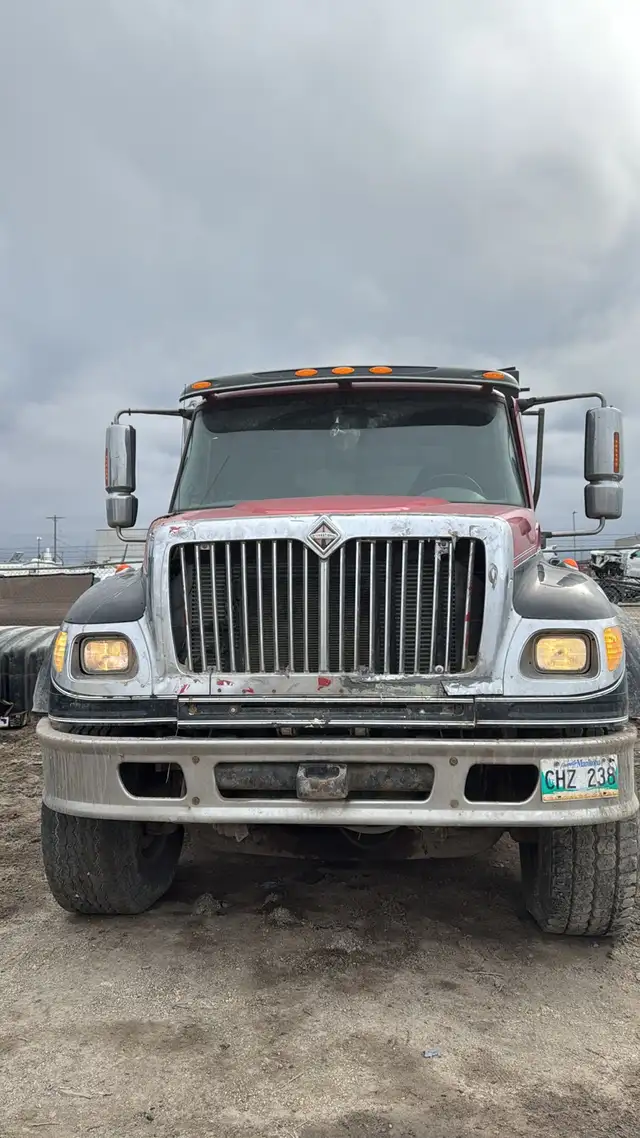 Class 1 dump truck driver