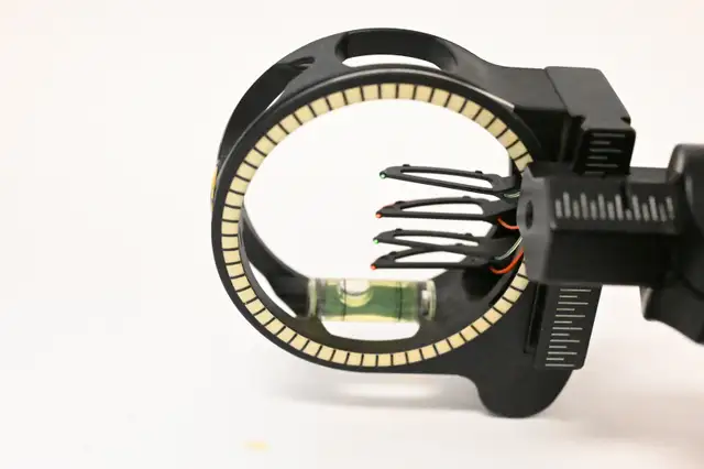 Sight for Bow with 4 pin sight Trophy Ridge Bow sight USED good - Photo 5