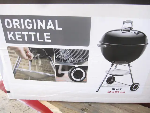 BRAND NEW WEBER 22'ORIGINAL KETTLE CHARCOAL BBQ BLACK IN BOX - Photo 2