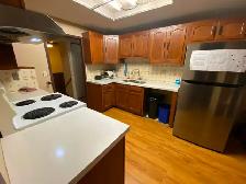 Furnished room close to Rundle Station - Photo 7