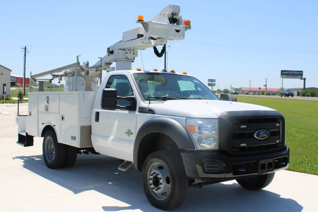 2016 Ford F450 Altec AT235 Bucket Truck - Photo 5