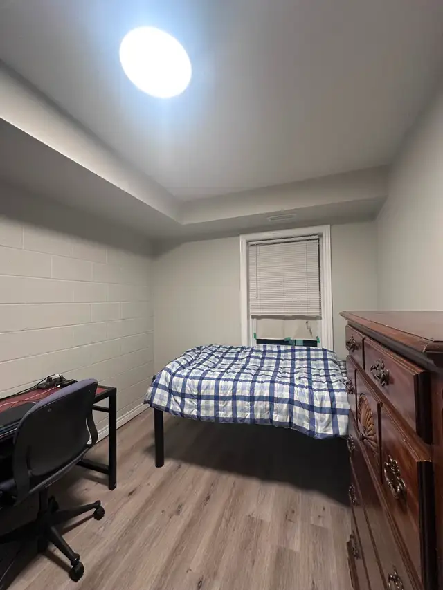 5 Bed 2 Bath Apartment - $540/month - University of Waterloo!