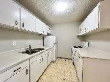 2 Bedroom Unit Across from Hospital! - Photo 2